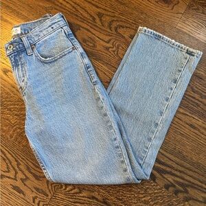 NWT Abercrombie & Fitch Curve Love Mid Rise 90s Straight Jean - Size 23 X Short